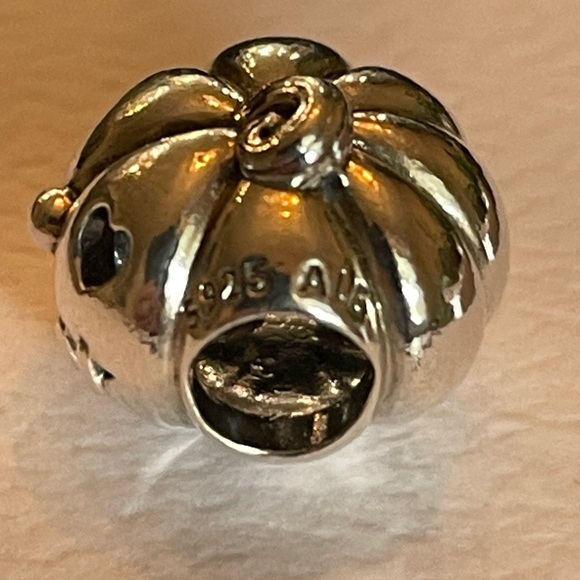Brand new Authentic Pandora Pumpkin charm sterling silver - Picture 7 of 9